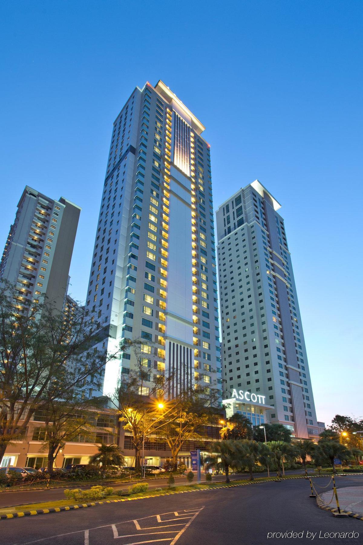 Ascott Waterplace Surabaya Exterior foto